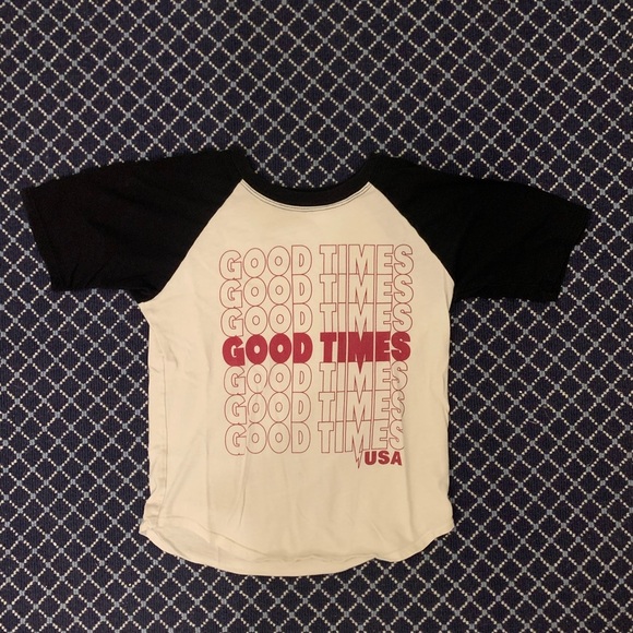 Tiny Whales Tee - Picture 1 of 3